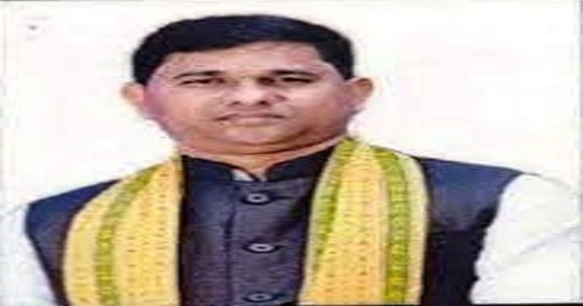 গরিব অংশের মানুষের জীবনযাত্রার মানোন্নয়নে প্রাণীসম্পদ বিকাশ, তপশিলি জাতি কল্যাণ দপ্তর কাজ করছে : মৎস্যমন্ত্রী