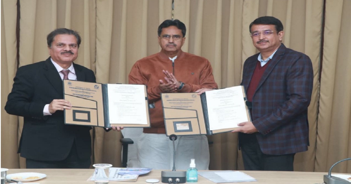 রাজস্ব ও পূর্ত দপ্তরের সঙ্গে ভারতের আবহাওয়া দপ্তরের ২টি চুক্তিপত্র হস্তান্তর
