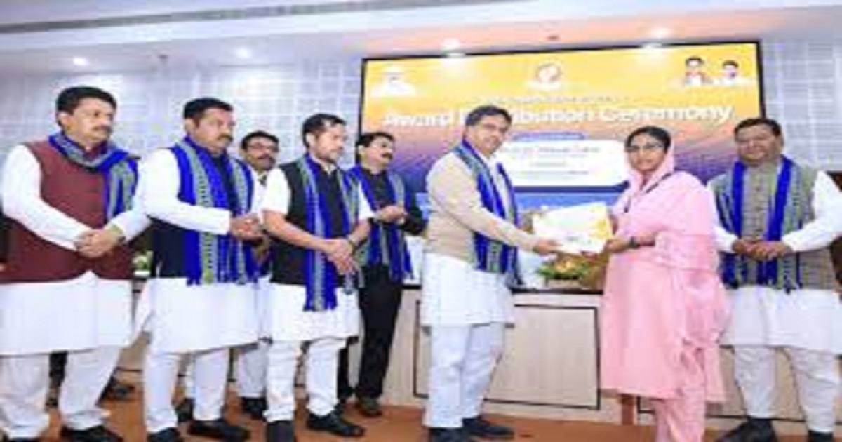 রাজ্যের বর্তমান সরকার জাতি, ধর্ম, বর্ণ নির্বিশেষে সব অংশের মানুষের উন্নয়নে কাজ করে চলেছে : মুখ্যমন্ত্রী