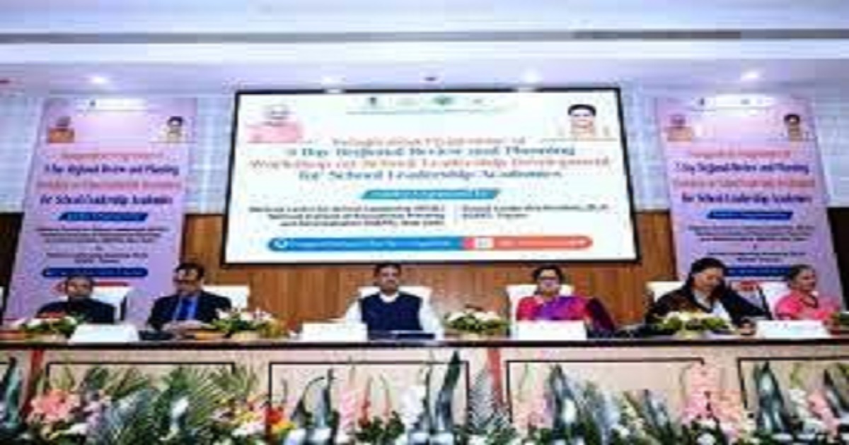 ছাত্রছাত্রীদের আনন্দময় পরিবেশের মধ্য দিয়ে শিক্ষা প্রদান করলে তাদের উপযুক্ত মানসিক বিকাশ ঘটে : মুখ্যমন্ত্রী