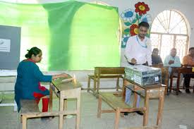 TRIPURAINFO-Pix-After-the-home-vote-and-essential-services-vote-through-postal-ballot-for-the-West-Tripura-Lok-Sabha-constituency-in-progress20210