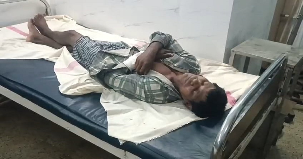 Seven injured in violent clash over dog slaughter in Hiracherra