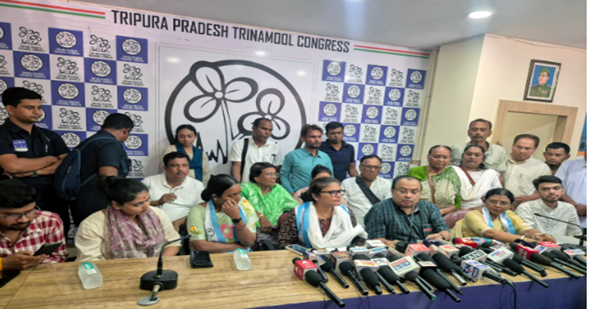 Kunal Ghosh condemns attempt to hold him up in the airport , meets DGP