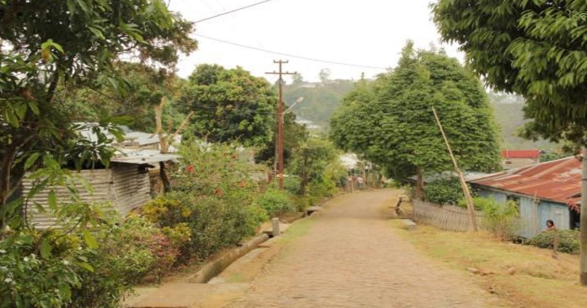 Digital Darkness Near Agartala: Residents of Nagichara, Gabardi Belt Demand Urgent Mobile Towers and Internet Connectivity