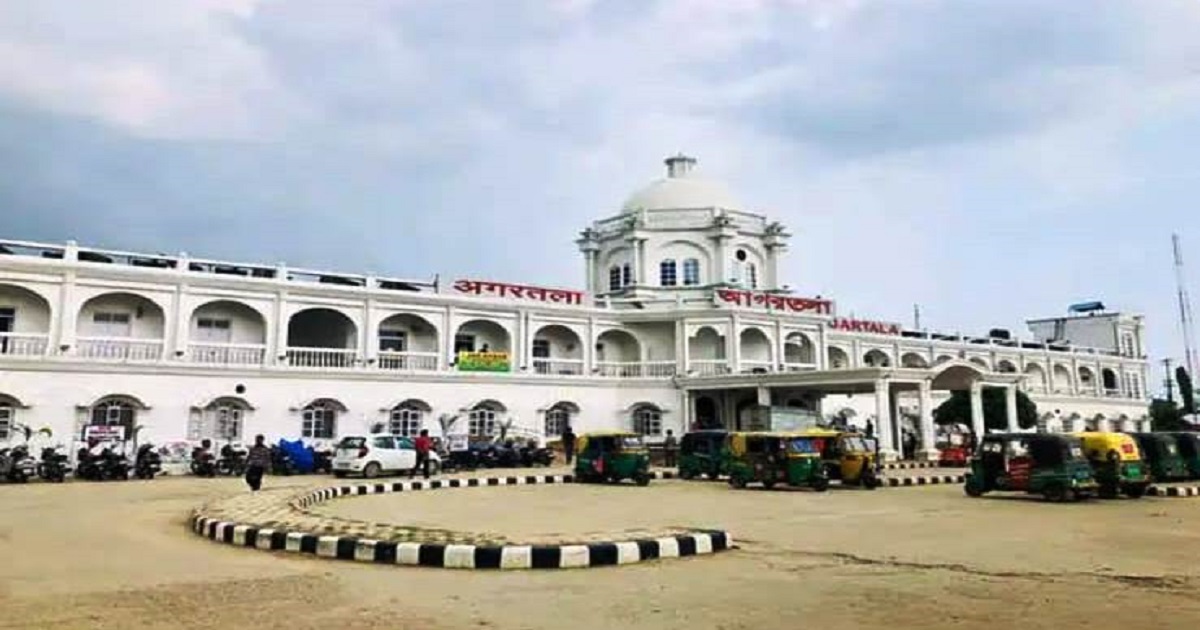 Court Seals Railway Deputy Chief Engineer’s Office in Agartala Over Non-Payment of Rs.60 Lakh Compensation