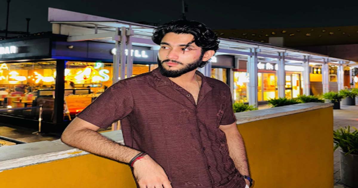 Tripura engineering student in Calcutta dies by bike accident in Calcutta , another injured