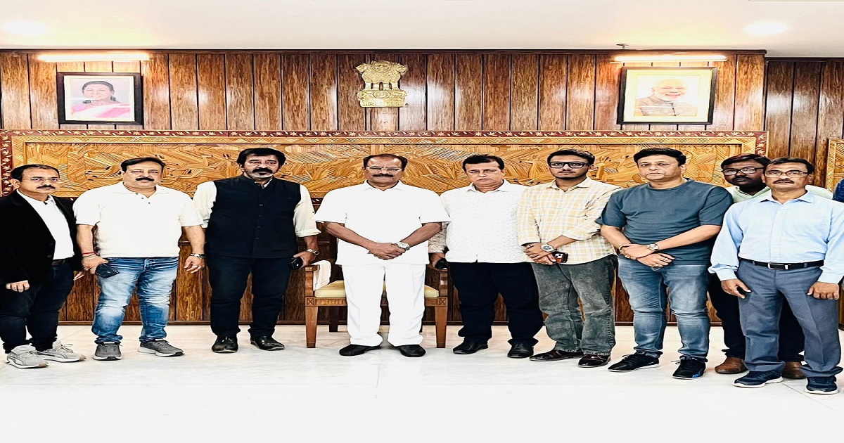 Tripura Journalists Submit Memorandum to  Governor Demanding Probe Against Two Ruling Alliance MLAs