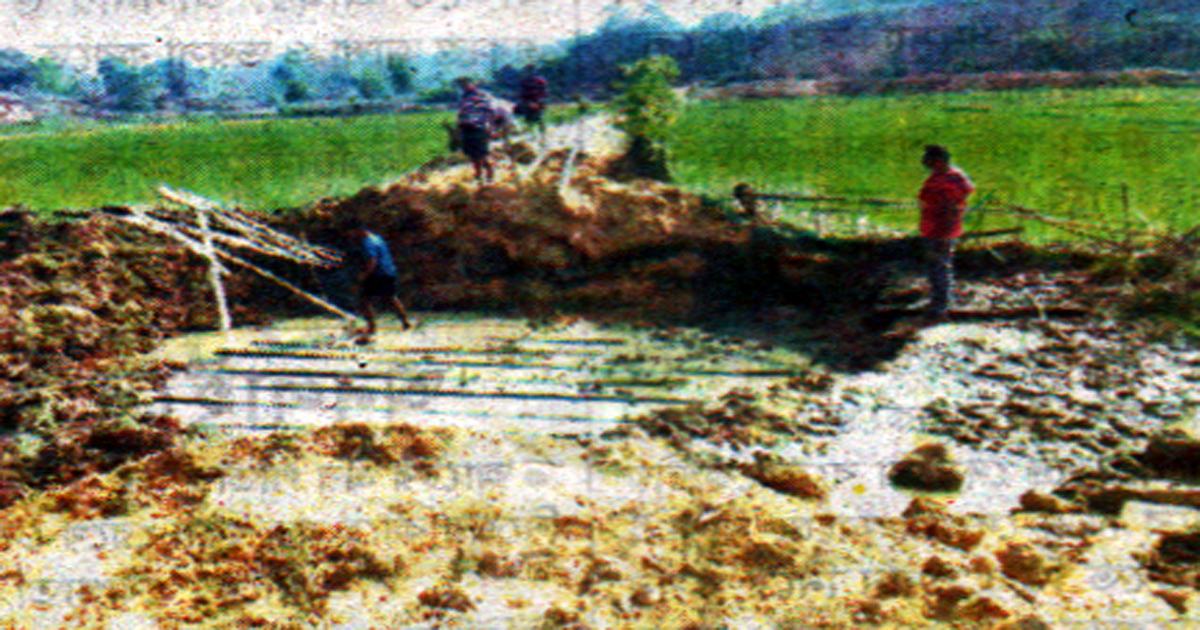 Construction woes in Tripura , bamboo pole as pillar in stead of iron rods