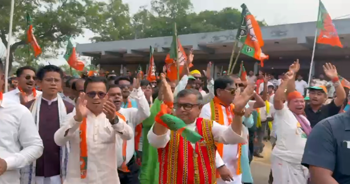 Ratan LaL Nath leads nomination procession, fires salvo at CPI (M)