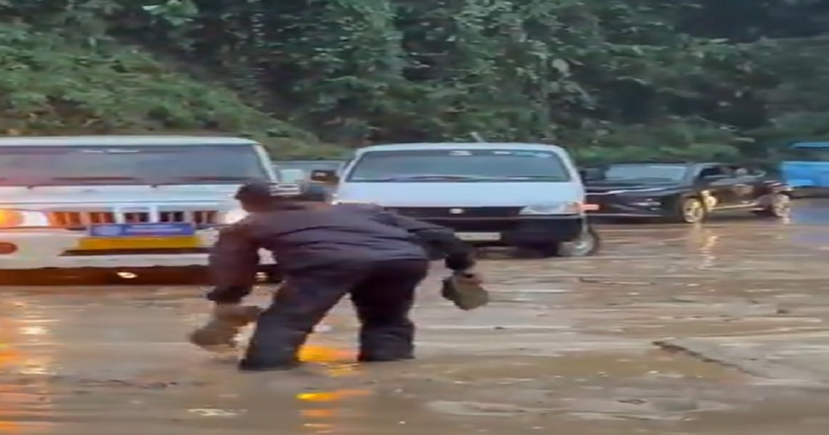 Rain brings NH-108B traffic to standstill in Khowai