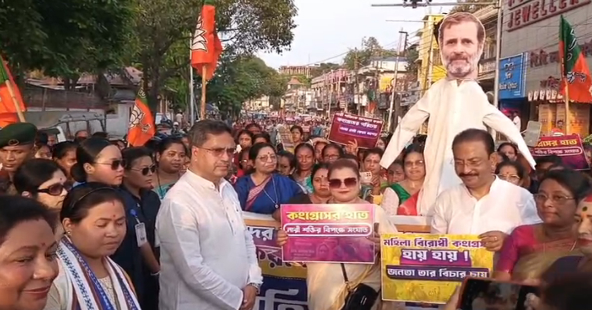 CM leads protest march of women against subversion of women reservation bill by opposition