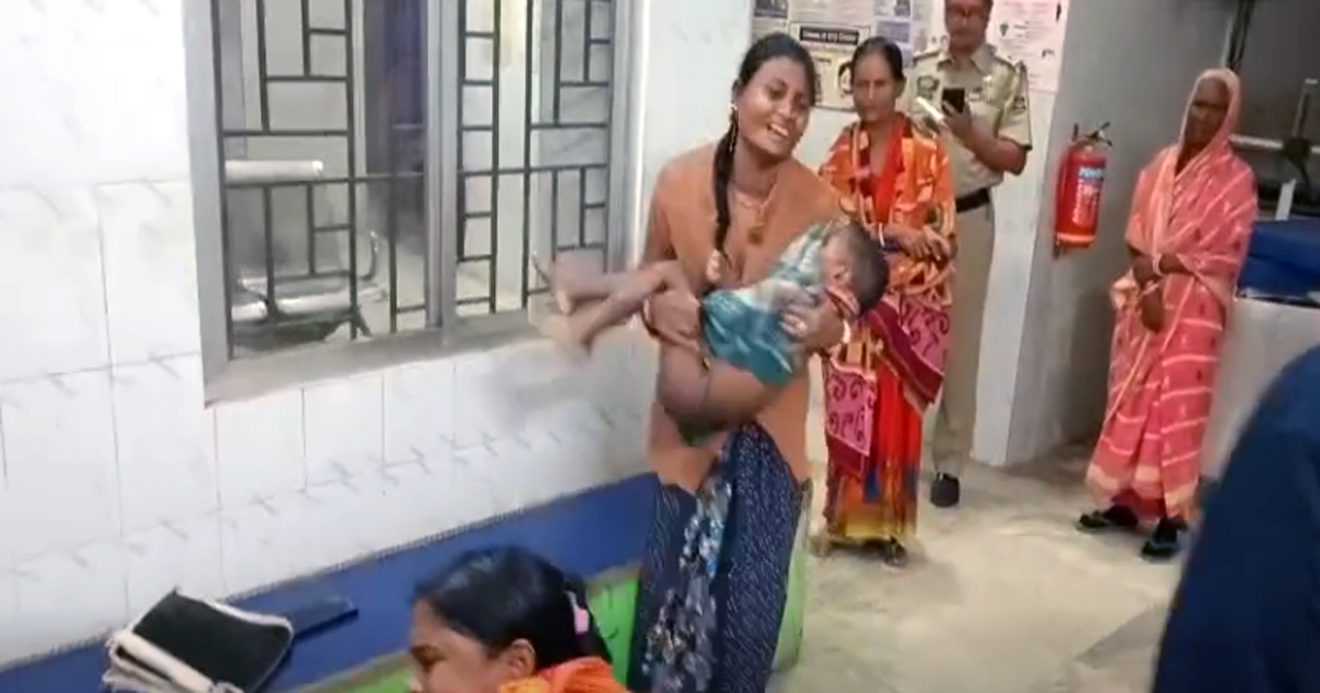 Heavy rain : kitchen wall collapse leads to death of child , injury to the other