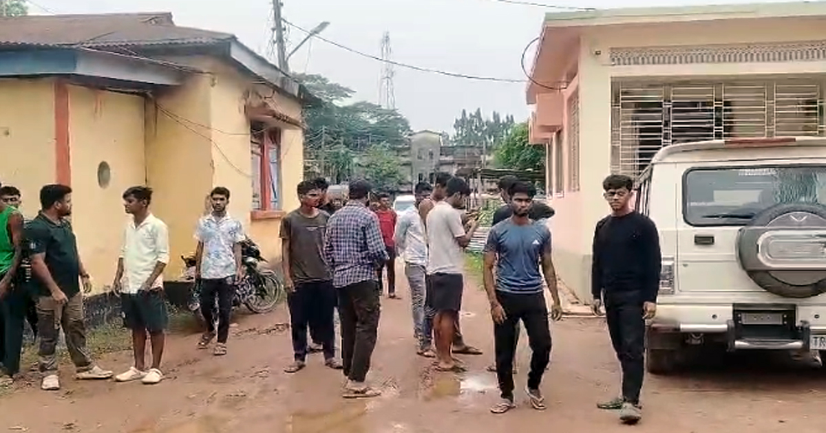 Gruesome crime : grand father rapes and murders minor grand daughter in Sonamura