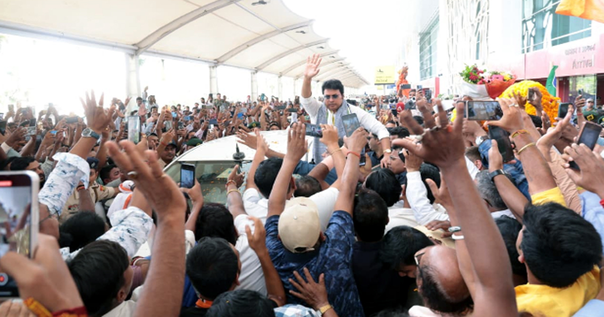 Biplab Deb arrives in Tripura with triumph , heads for Udaipur to offer ‘Puja’