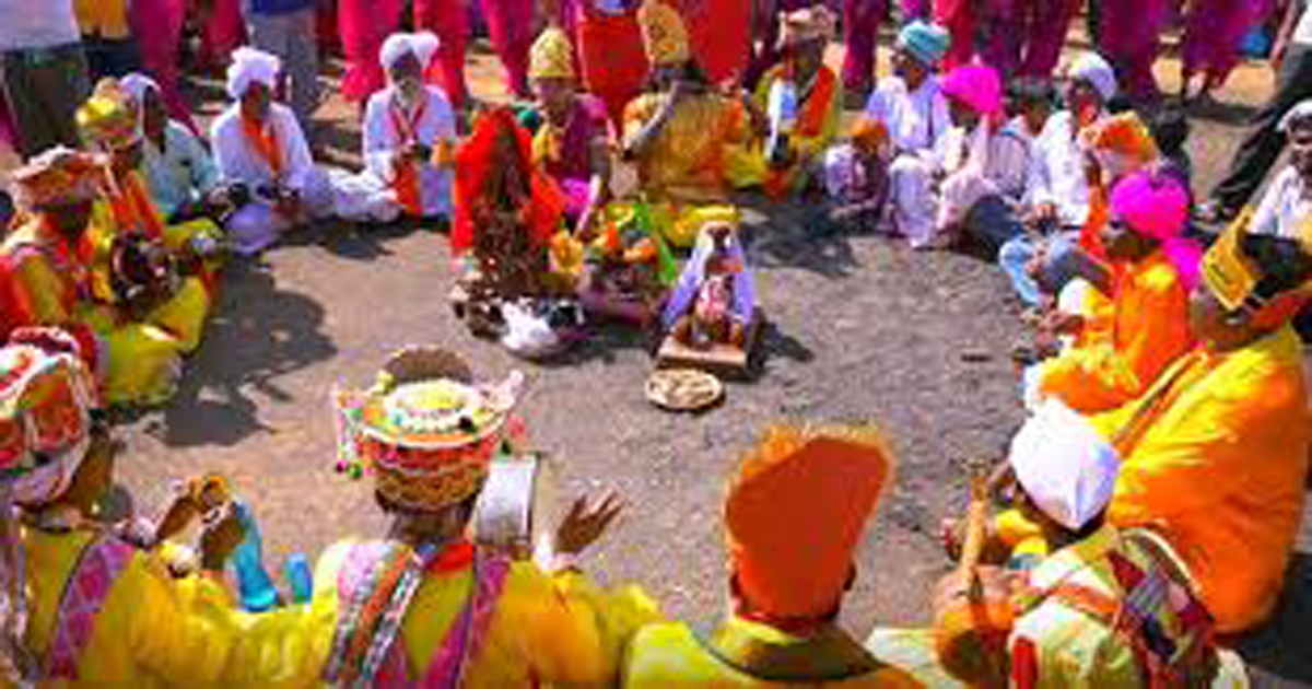 Tragic : bride in waiting collapses dead on wedding platform, mourning all around